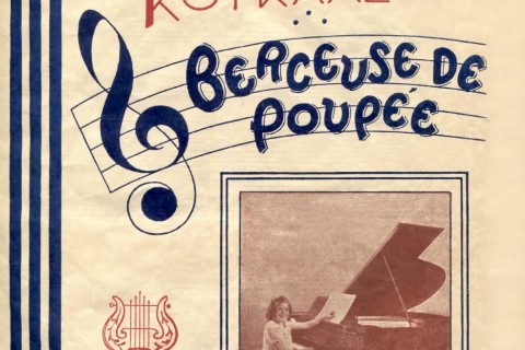 Εξώφυλλο παρτιτούρας «Berceuse de poupée» (Νανούρσιμα κούκλας) για πιάνο της Αλεξανδρινής πιανίστας, ακορντεονίστας, σολίστ μουσικού πριονιού και συνθέτριας Έλλης Δέλιου - Αρχείο Φιφίκας ΜπρουσιανούΕξώφυλλο παρτιτούρας «Στη Βάρκα-Βαρκαρόλα» για φωνή και πιάνο του εν Αλεξανδρεία συνθέτη Παναγιώτη Τσαμπουνάρα (Τσαμπουνάρη) - Αρχείο Μουσικής Βιβλιοθήκης Λίλιαν Βουδούρη